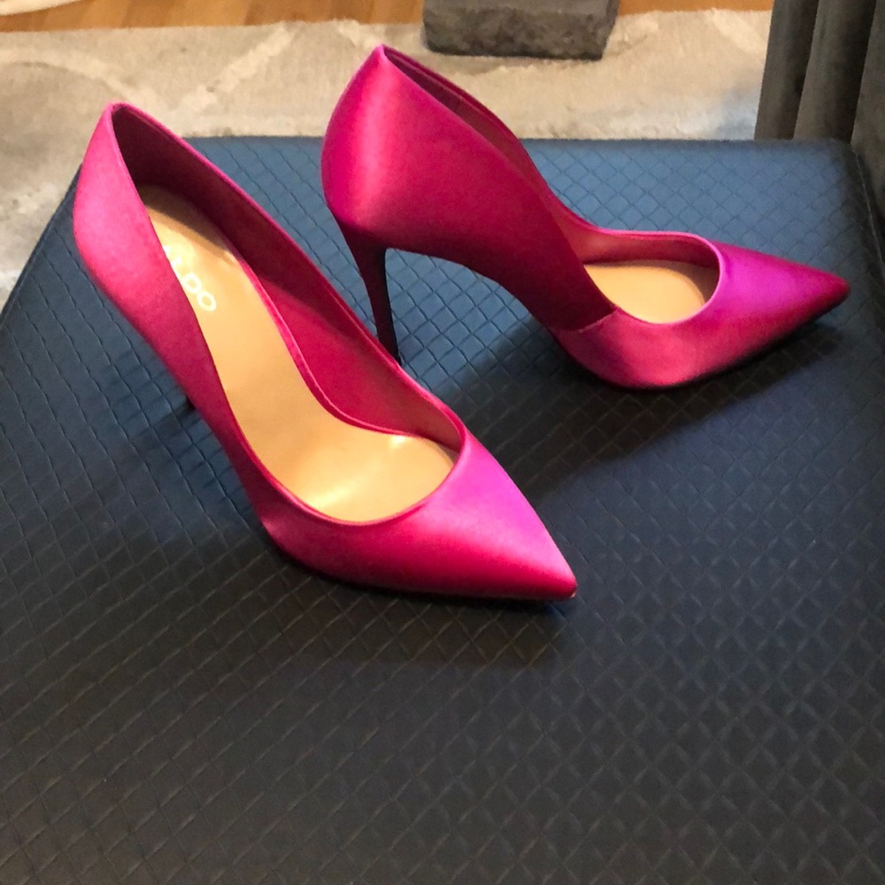 Aldo satin pink pumps Sz 8